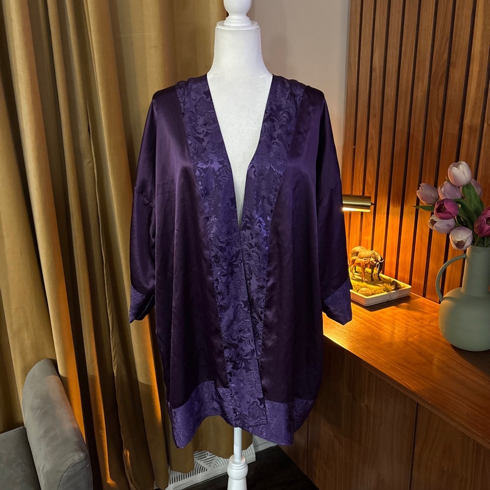 Vtg Victorias Secret Purple Satin Jacquard Trim Kimono Robe Womens OS Gold Tag